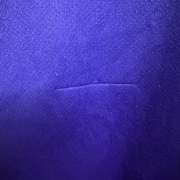 Adidas Shirt size Medium - Picture 4 of 4